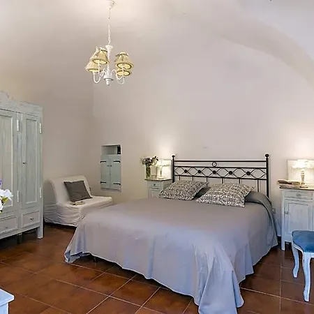 I Tre Camini فندق مبيت وإفطار تاركوينيا